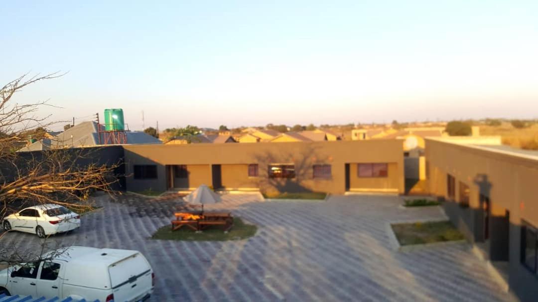 Legends Executive Lodge Choma Exteriör bild